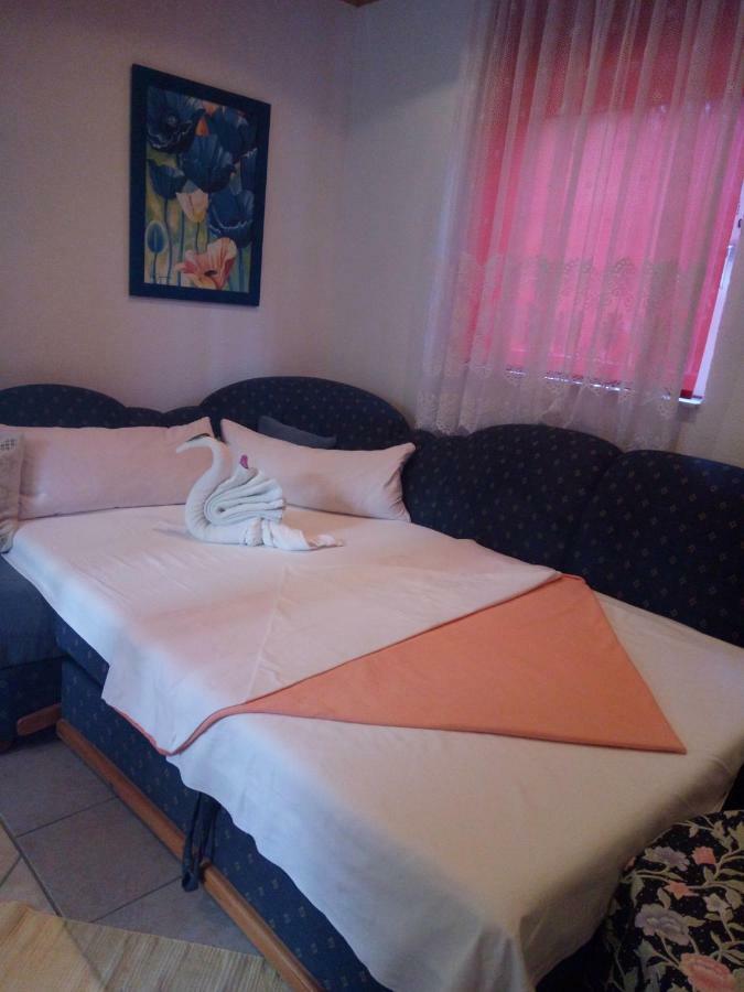 Villa Behija Ferienwohnung 2 Crikvenica Kültér fotó